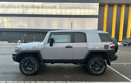 Toyota FJ Cruiser, 2006 год, 3 000 000 рублей, 4 фотография