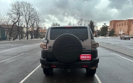 Toyota FJ Cruiser, 2006 год, 3 000 000 рублей, 3 фотография