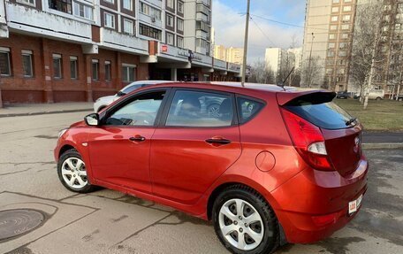 Hyundai Solaris II рестайлинг, 2011 год, 570 000 рублей, 3 фотография