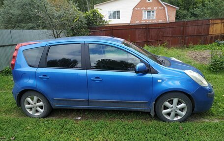 Nissan Note II рестайлинг, 2006 год, 600 000 рублей, 2 фотография