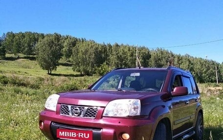 Nissan X-Trail, 2004 год, 600 000 рублей, 2 фотография