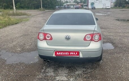 Volkswagen Passat B6, 2006 год, 640 000 рублей, 4 фотография