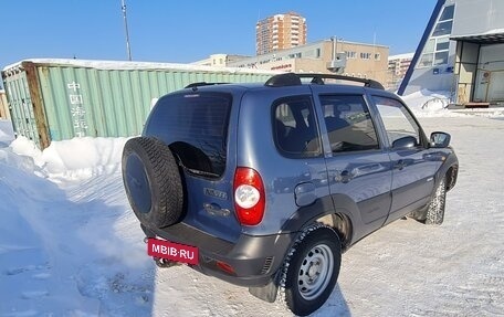 Chevrolet Niva I рестайлинг, 2010 год, 410 000 рублей, 3 фотография