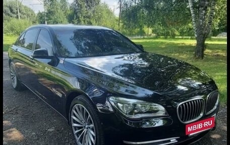 BMW 7 серия, 2012 год, 2 290 000 рублей, 3 фотография