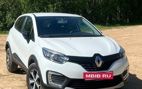 Renault Kaptur I рестайлинг, 2019 год, 1 830 000 рублей, 4 фотография