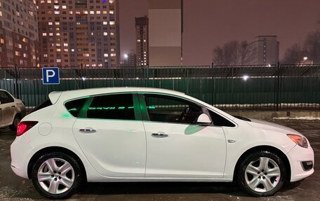 Opel Astra J, 2012 год, 860 000 рублей, 4 фотография