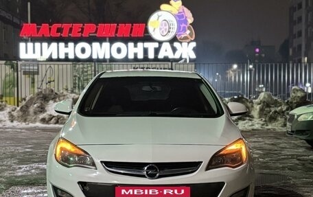 Opel Astra J, 2012 год, 860 000 рублей, 2 фотография