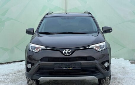 Toyota RAV4, 2018 год, 2 350 000 рублей, 3 фотография