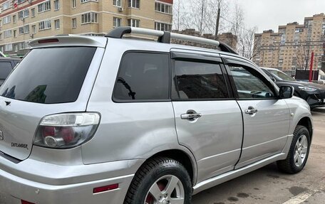 Mitsubishi Outlander III рестайлинг 3, 2003 год, 750 000 рублей, 1 фотография