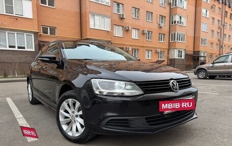 Volkswagen Jetta VI, 2012 год, 1 350 000 рублей, 3 фотография