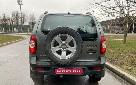 Chevrolet Niva I рестайлинг, 2016 год, 999 000 рублей, 7 фотография