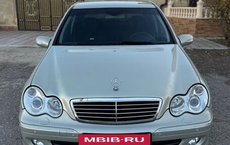 Mercedes-Benz C-Класс, 2006 год, 1 270 000 рублей, 3 фотография