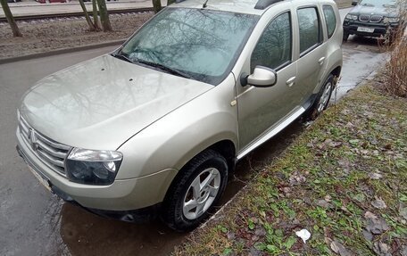 Renault Duster I рестайлинг, 2015 год, 900 000 рублей, 3 фотография