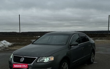 Volkswagen Passat B6, 2005 год, 410 000 рублей, 2 фотография