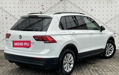 Volkswagen Tiguan II, 2018 год, 2 350 000 рублей, 4 фотография