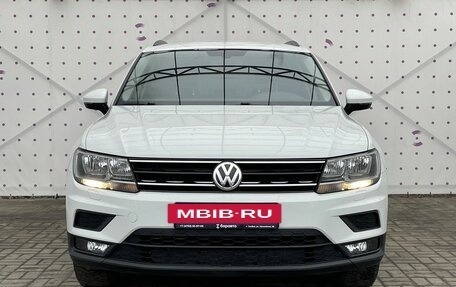 Volkswagen Tiguan II, 2018 год, 2 350 000 рублей, 3 фотография