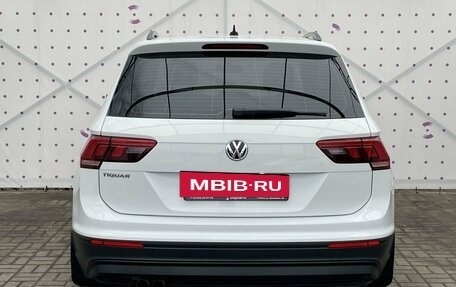 Volkswagen Tiguan II, 2018 год, 2 350 000 рублей, 6 фотография