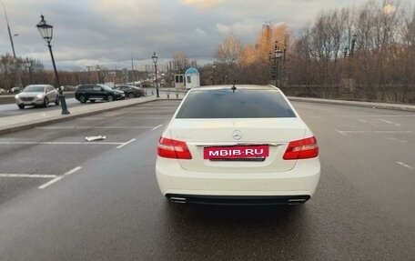 Mercedes-Benz E-Класс, 2011 год, 1 850 000 рублей, 6 фотография