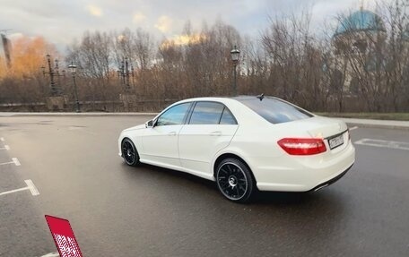 Mercedes-Benz E-Класс, 2011 год, 1 850 000 рублей, 7 фотография