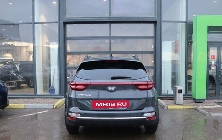 KIA Sportage IV рестайлинг, 2020 год, 2 409 000 рублей, 4 фотография