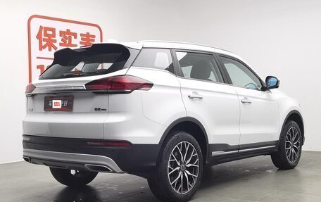 Geely Atlas I, 2021 год, 1 730 000 рублей, 3 фотография