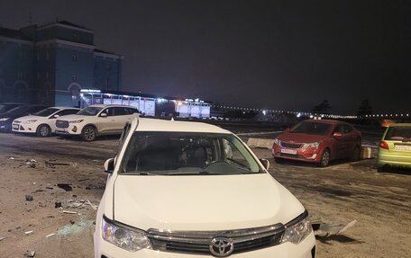 Toyota Camry, 2017 год, 1 300 000 рублей, 2 фотография