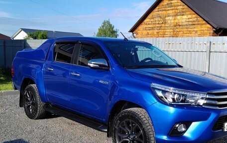 Toyota Hilux VIII, 2016 год, 3 750 000 рублей, 2 фотография