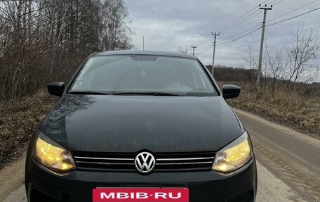 Volkswagen Polo VI (EU Market), 2011 год, 495 000 рублей, 2 фотография