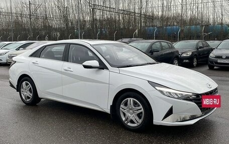 Hyundai Elantra, 2023 год, 2 195 000 рублей, 3 фотография