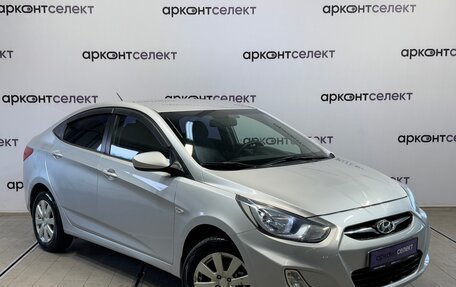 Hyundai Solaris II рестайлинг, 2011 год, 780 000 рублей, 2 фотография