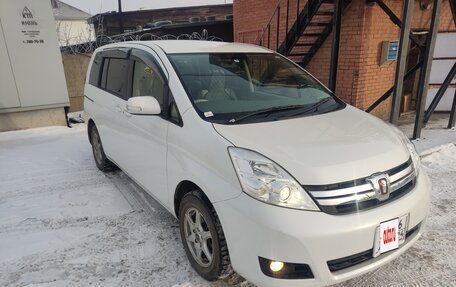 Toyota ISis I, 2011 год, 1 510 000 рублей, 1 фотография