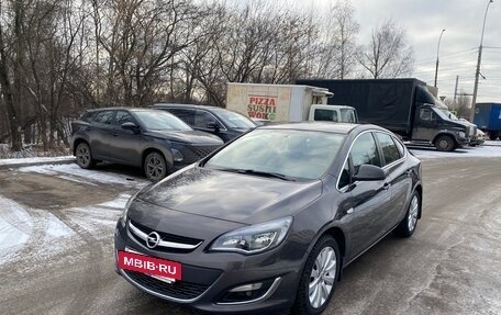 Opel Astra J, 2013 год, 950 000 рублей, 4 фотография