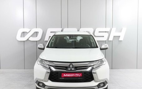 Mitsubishi Pajero Sport III рестайлинг, 2017 год, 2 835 000 рублей, 3 фотография