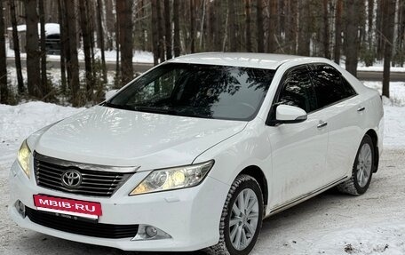 Toyota Camry, 2012 год, 1 800 000 рублей, 3 фотография