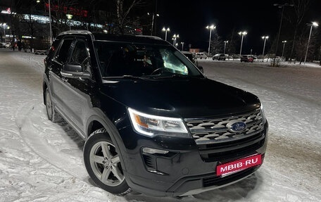 Ford Explorer VI, 2018 год, 2 550 000 рублей, 3 фотография