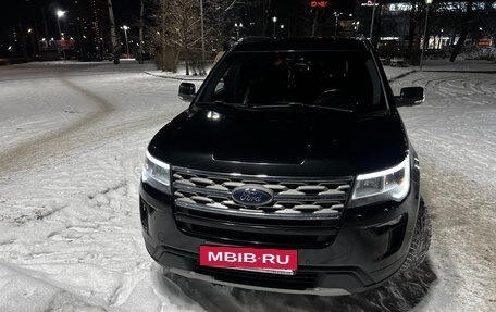 Ford Explorer VI, 2018 год, 2 550 000 рублей, 2 фотография