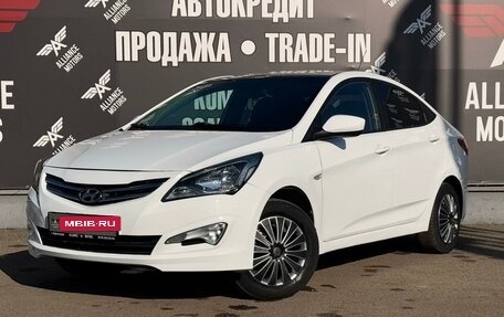 Hyundai Solaris II рестайлинг, 2013 год, 735 000 рублей, 3 фотография