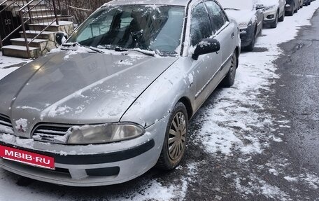 Mitsubishi Carisma I, 1999 год, 155 000 рублей, 3 фотография