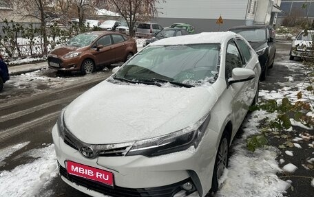 Toyota Corolla, 2018 год, 1 950 000 рублей, 1 фотография