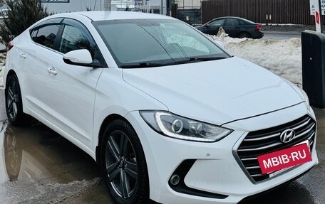 Hyundai Elantra VI рестайлинг, 2018 год, 1 700 000 рублей, 2 фотография