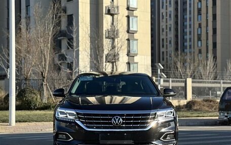 Volkswagen Passat B8 рестайлинг, 2021 год, 2 600 000 рублей, 2 фотография