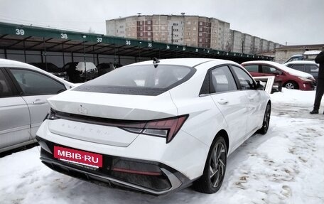 Hyundai Elantra, 2023 год, 2 750 000 рублей, 5 фотография