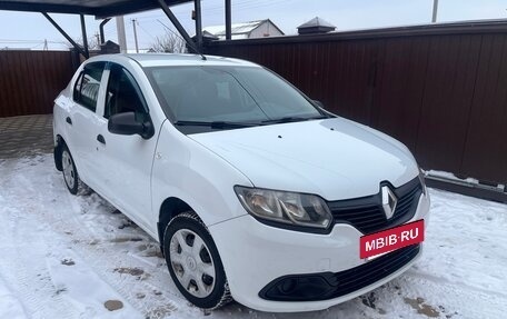 Renault Logan II, 2017 год, 495 000 рублей, 3 фотография