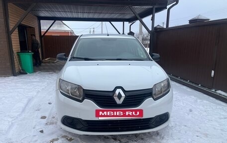 Renault Logan II, 2017 год, 495 000 рублей, 4 фотография