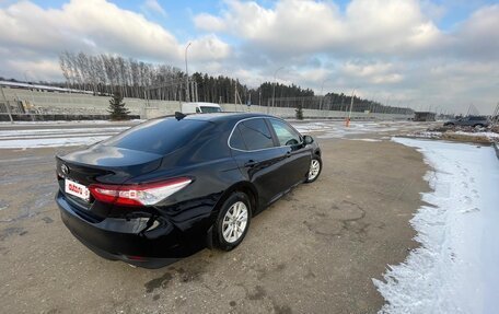 Toyota Camry, 2018 год, 2 550 000 рублей, 5 фотография