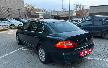 Skoda Superb III рестайлинг, 2011 год, 990 000 рублей, 4 фотография