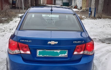 Chevrolet Cruze II, 2011 год, 750 000 рублей, 2 фотография