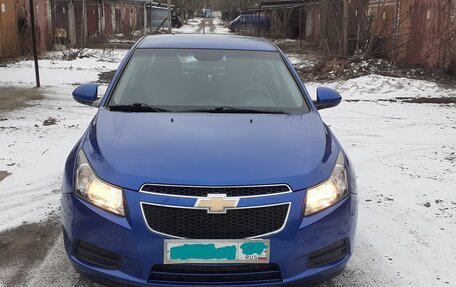 Chevrolet Cruze II, 2011 год, 750 000 рублей, 3 фотография