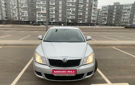 Skoda Octavia, 2011 год, 820 000 рублей, 2 фотография