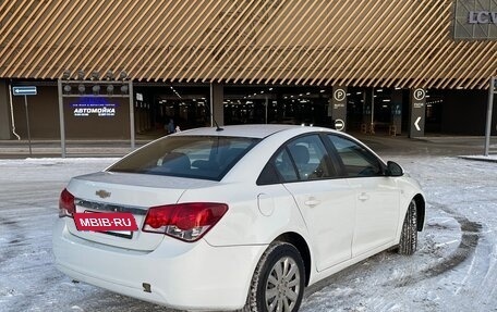 Chevrolet Cruze II, 2013 год, 599 000 рублей, 3 фотография